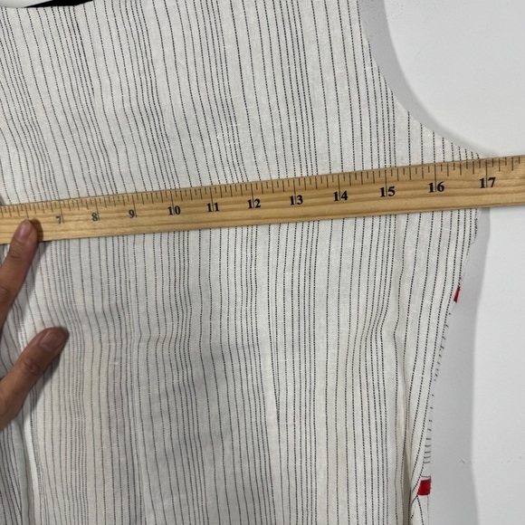 Zino Jordan White Pinstripe Linen Vest Red Tie Detail Size 48 EU Chic Top - Picture 10 of 10